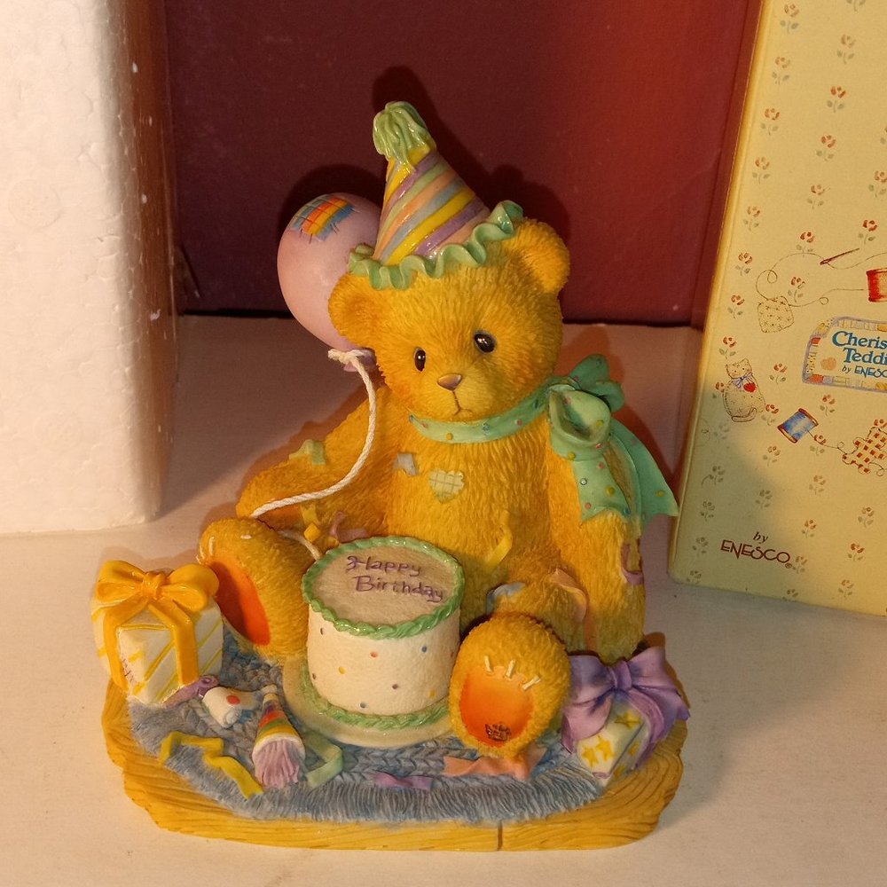 HAPPY BIRTHDAY CHERISHED TEDDIES "YOU'RE THE FROSTING ON THE BIRTHDAY CAKE" .